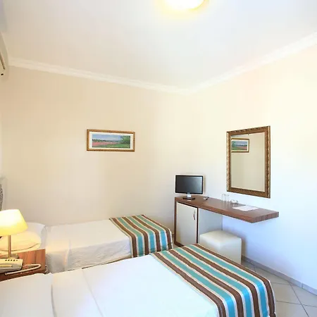 Paloma Otel 2*