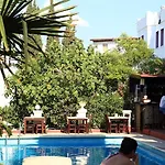 Hotel Paloma 2*