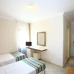 Paloma Hotel 2*