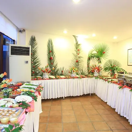 Paloma Hotel 2*